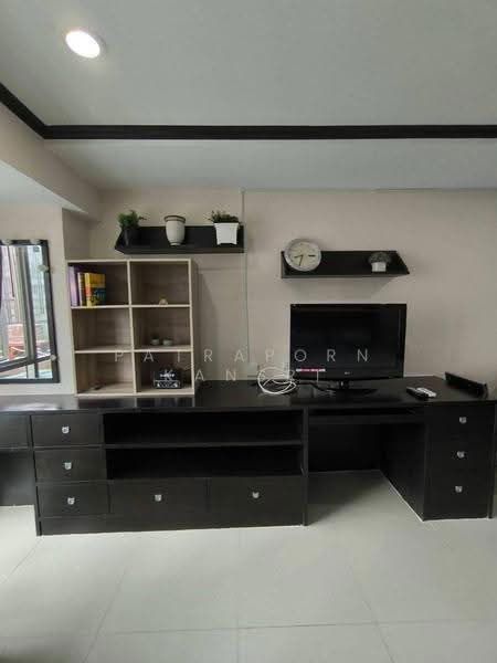 The Trendy, bangkok, 10 Soi Sukhumvit 13, Khlongtoei Nua, Watthana, Bangkok, 1 Bedroom, 36 sqm, Condo For Sale, by Patraporn Kansri, 500595581 - DDproperty.com