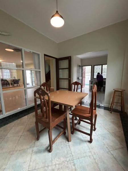 single house, bangkok, สุขุมวิท 64, Bang Chak, Phra Khanong, Bangkok, 5 Bedrooms, 240 sqm, Single Detached House For Rent, by Nattayaporn Peumkul (Benz), 500595646 - DDproperty.com