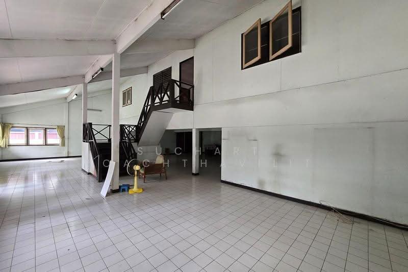 2-story Detached House for Sale, prime location, size 162 sq. wah @ Sukhumvit 24., bangkok, Sukhumvit 24, Khong Tan, Khlong Toei, Bangkok, 3 Bedrooms, 648 sqm, Single Detached House For Sale, by Suchart Roachthavilit, 500595786 - DDproperty.com