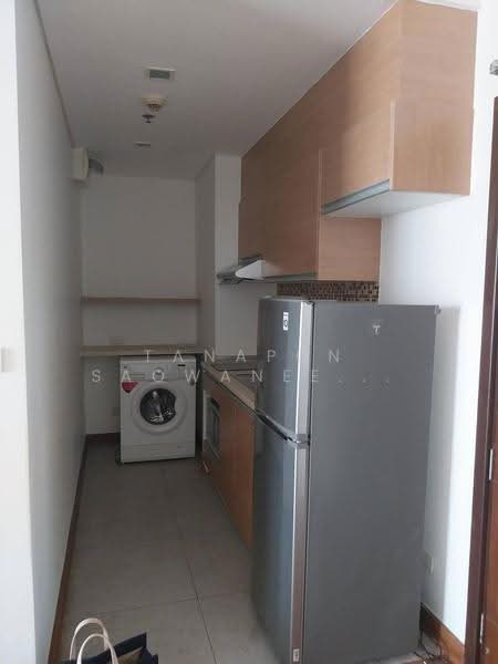 Le Luk Condominium, bangkok, 1599 291 Sukhumvit Rd, Phra Kanong Nua, Watthana, Bangkok, 1 Bedroom, 50 sqm, Condo For Rent, by Tanapon Saowaneeyakorn, 500595835 - DDproperty.com