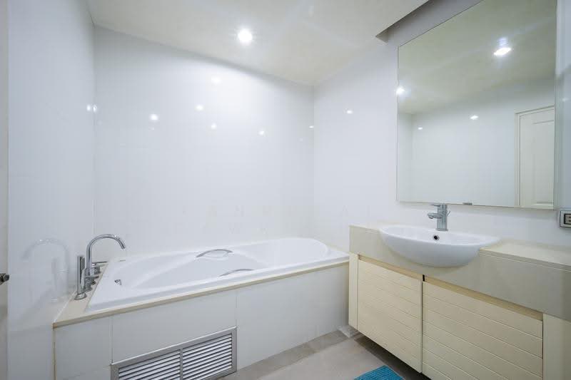 Siri Residence : สิริ เรสซิเด้นซ์, กรุงเทพ, 21 ซอยสุขุมวิท 24, คลองตัน, คลองเตย, กรุงเทพ, 95 ตร.ม., คอนโด ให้เช่า, โดย Kanrutai Dawruang, 500595853 - DDproperty.com