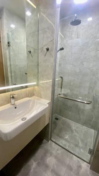 Noble Around Sukhumvit 33, bangkok, 17 Soi Sukhumvit 33, Khlong Tan Nua, Watthana, Bangkok, 1 Bedroom, 30 sqm, Condo For Rent, by Kawinthip Wisesdenchai, 500595947 - DDproperty.com