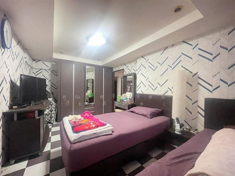 บ้านเเฝด 2 ชั้น 56 ตร.ว. เยื้องสำนักงานการเคหะแห่งชาติ ซอยนวมินทร์13, กรุงเทพ, ถนนนวมินทร์, คลองจั่น, บางกะปิ, กรุงเทพ, 180 ตร.ม., บ้านแฝด ขาย, โดย คุณ ศรินรัตน์ ศิรเกียรติสกุล (เป้ย), 500596018 - DDproperty.com
