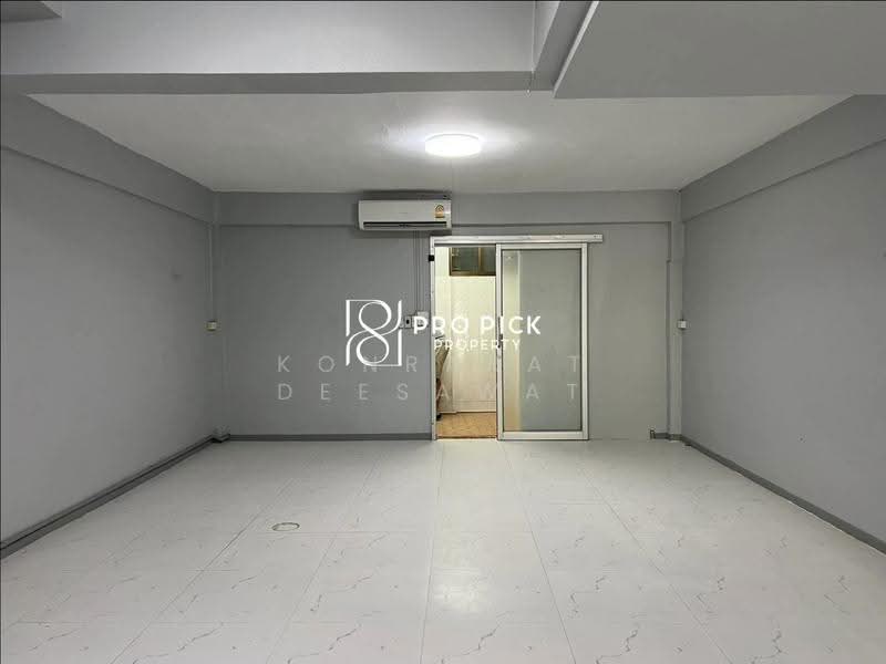 For Rent Townhouse BTS Ekkamai Sukhumvit Watthana Bangkok PP-00740, bangkok, Khlong Tan Nua, Watthana, Bangkok, 2 Bedrooms, 25 sqm, Townhouse For Rent, by Konrarat Deesawat, 500596048 - DDproperty.com