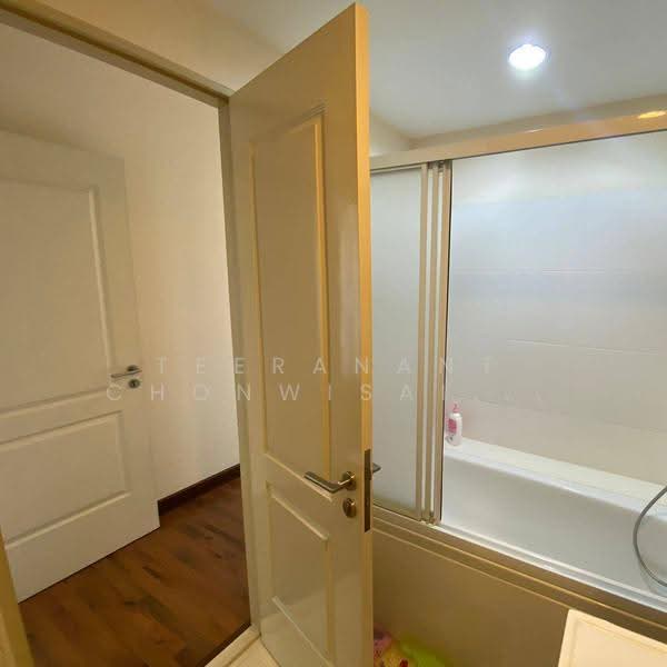 Q House Condo Sathorn, bangkok, Thonburi Road, Khlong Ton Sai, Khlong San, Bangkok, 2 Bedrooms, 65 sqm, Condo For Sale, by Teeranant Chonwisaikajon, 500596081 - DDproperty.com