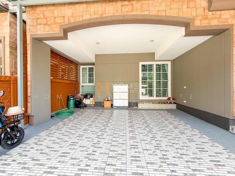 Golden Neo Bangkhae : โกลเด้น นีโอ บางแค, กรุงเทพ, 345 005/1 ซอยกาญจนาภิเษก, หลักสอง, บางแค, กรุงเทพ, 136 ตร.ม., ทาวน์เฮ้าส์ ขาย, โดย HOME Real Estate Service, 500596167 - DDproperty.com