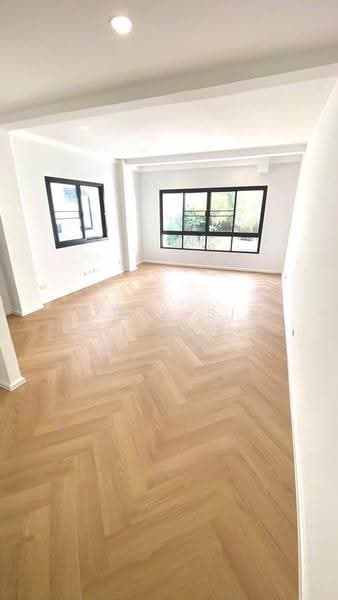 ขาย โฮมออฟฟิตใหม่!! สุขุมวิท 101, Bangkok, สุขุมวิท 101, Bang Chak, Phra Khanong, Bangkok, , 350 sqm, Office Space For Sale, by Forty-Six Real Estate Group, 500596181 - DDproperty.com