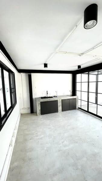 ขาย โฮมออฟฟิตใหม่!! สุขุมวิท 101, Bangkok, สุขุมวิท 101, Bang Chak, Phra Khanong, Bangkok, , 350 sqm, Office Space For Sale, by Forty-Six Real Estate Group, 500596181 - DDproperty.com