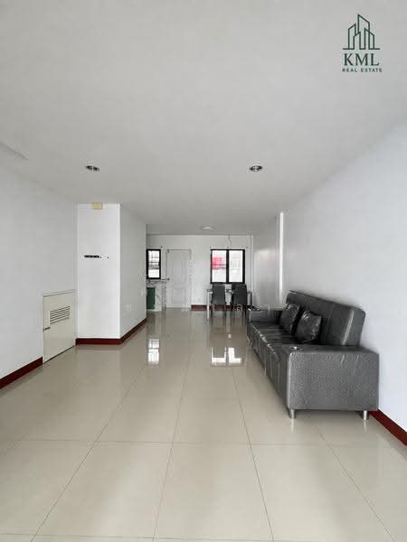 Patta Town, chon-buri, Nong Pru, Bang Lamung (Pattaya), Chon Buri (Pattaya), 3 Bedrooms, 120 sqm, Townhouse For Sale, by ดวงใจ ขะมาลา, 500596185 - DDproperty.com