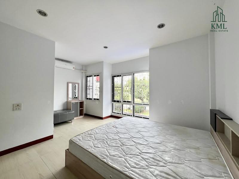 Patta Town, chon-buri, Nong Pru, Bang Lamung (Pattaya), Chon Buri (Pattaya), 3 Bedrooms, 120 sqm, Townhouse For Sale, by ดวงใจ ขะมาลา, 500596185 - DDproperty.com