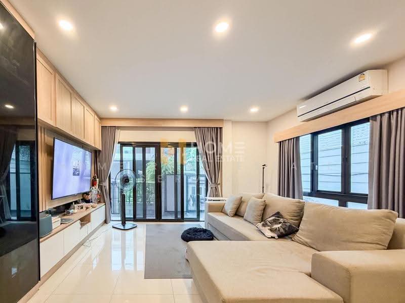 CENTRO Ratchapruek-Suanpak 2, nonthaburi, Bang Kruai-Chong Tanom Road, Wat Chalo, Bang Kruai, Nonthaburi, 4 Bedrooms, 210 sqm, Single Detached House For Sale, by HOME Real Estate Service, 500596195 - DDproperty.com