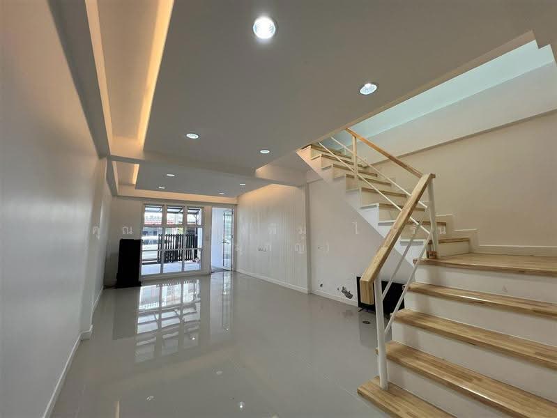 มโนรมย์ 5 ซอยหทัยราษฎร์39, bangkok, ถนนหทัยราษฏร์, Sam Wa Tawan Tok, Khlong Sam Wa, Bangkok, 2 Bedrooms, 80 sqm, Townhouse For Sale, by คุณ แป้งพิม ไซรัน (มุกญ์), 500596271 - DDproperty.com