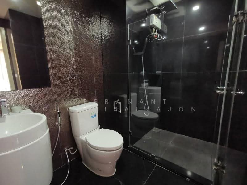 Rhythm Sukhumvit 36-38, bangkok, 55 Soi Sukhumvit 36, Sukhumvit Road, Phra Kanong, Khlong Toei, Bangkok, 2 Bedrooms, 56 sqm, Condo For Rent, by Teeranant Chonwisaikajon, 500596345 - DDproperty.com
