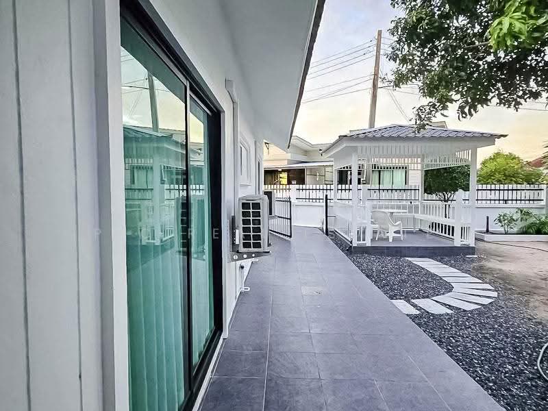 Modern 3 Bed House for Sale Siam Country Club East Pattaya, Chon Buri (Pattaya), Nong Pru, Bang Lamung (Pattaya), Chon Buri (Pattaya), 3 Bedrooms, 404 sqm, Single Detached House For Sale, by PLC real estate, 500596394 - DDproperty.com