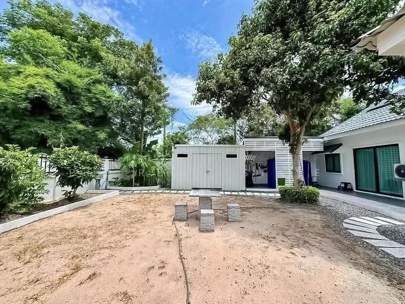 Modern 3 Bed House for Sale Siam Country Club East Pattaya, Chon Buri (Pattaya), Nong Pru, Bang Lamung (Pattaya), Chon Buri (Pattaya), 3 Bedrooms, 404 sqm, Single Detached House For Sale, by PLC real estate, 500596394 - DDproperty.com