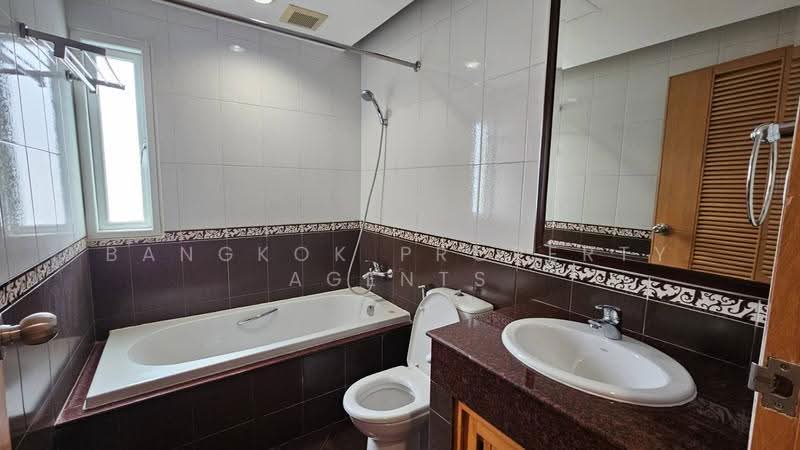 Esmeralda Apartments, bangkok, Soi Ngamduphli, Rama 4 Road, Thung Maha Mek, Sathon, Bangkok, 3 Bedrooms, 200 sqm, Condo For Rent, by BANGKOK PROPERTY AGENTS, 500596417 - DDproperty.com
