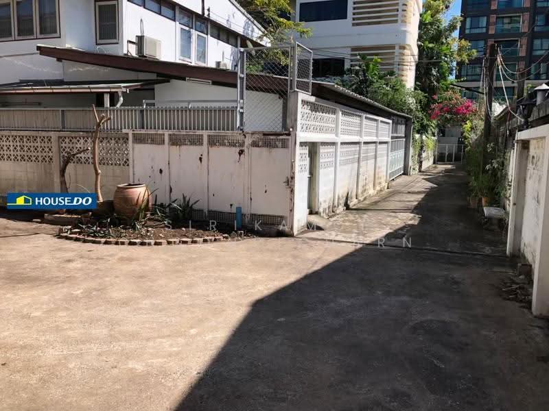 Single House, Sukhumvit 40-42, bangkok, Phra Kanong, Khlong Toei, Bangkok, 6 Bedrooms, 400 sqm, Single Detached House For Sale, by Sirikamol Choonpicharn, 500596440 - DDproperty.com
