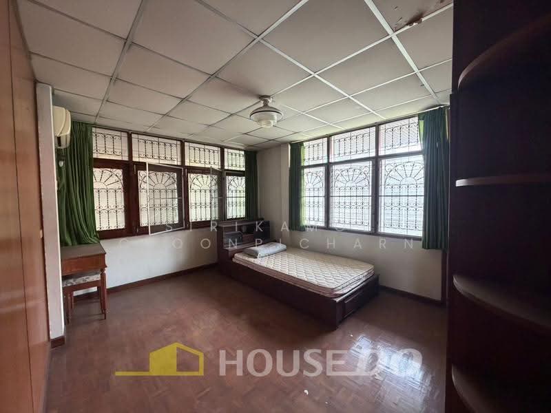 บ้านเดี่ยวสุขุมวิท 40-42 - Single House, Sukhumvit 40-42, กรุงเทพ, พระโขนง, คลองเตย, กรุงเทพ, 400 ตร.ม., บ้านเดี่ยว ขาย, โดย Sirikamol Choonpicharn, 500596440 - DDproperty.com