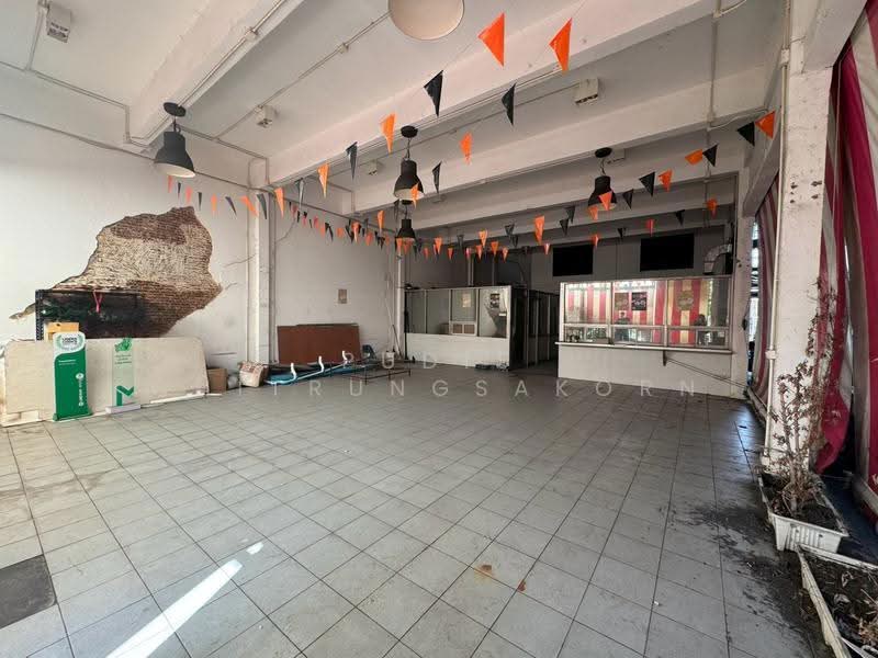 3-Unit Connected Shophouse for Rent – Banthat Thong | Rong Mueang, bangkok, Rong Muang, Pathum Wan, Bangkok, , 330 sqm, Shophouse For Rent, by Pudis Chitrungsakorn, 500596452 - DDproperty.com