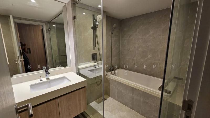 Piya Apartment Sukhumvit 15, bangkok, 99 Sukhumvit 15, Khlongtoei Nua, Watthana, Bangkok, 2 Bedrooms, 99 sqm, Condo For Rent, by BANGKOK PROPERTY AGENTS, 500596458 - DDproperty.com