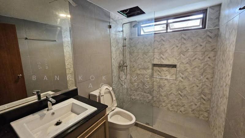 Windsor Tower, bangkok, 9 Sukhumvit 20 Alley, Khwaeng Khlong Toei, Khlong Toei, Bangkok, 3 Bedrooms, 305 sqm, Condo For Rent, by BANGKOK PROPERTY AGENTS, 500596471 - DDproperty.com