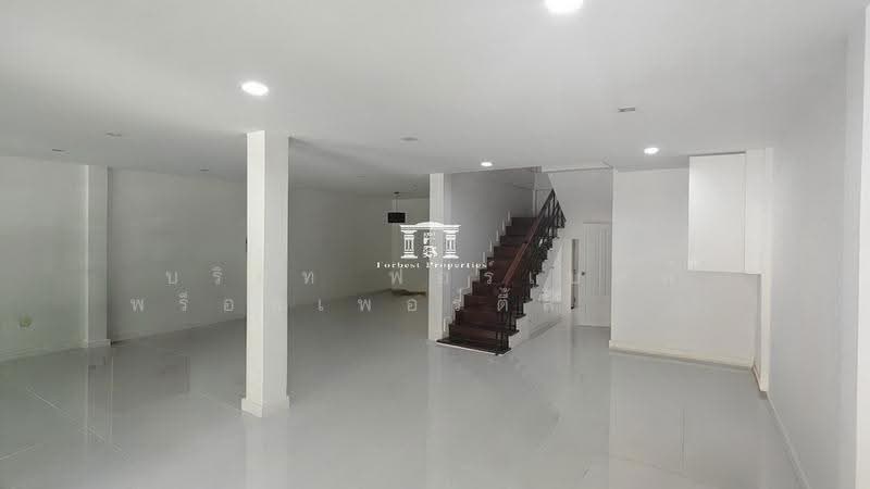46270 - ทาวน์เฮ้าส์ 3 ชั้น หมู่บ้านนาวิน ย่านเย็นอากาศ-สาทร เนื้อที่ 39 ตร.ว. ใกล้ MRT คลองเตย, กรุงเทพ, เชื้อเพลิง, ช่องนนทรี, ยานนาวา, กรุงเทพ, 467 ตร.ม., ทาวน์เฮ้าส์ ขาย, โดย บริษัท ฟอร์เบสท์ พร็อพเพอร์ตี้ส์ จำกัด, 500596504 - DDproperty.com