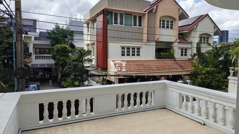 46270 - ทาวน์เฮ้าส์ 3 ชั้น หมู่บ้านนาวิน ย่านเย็นอากาศ-สาทร เนื้อที่ 39 ตร.ว. ใกล้ MRT คลองเตย, กรุงเทพ, เชื้อเพลิง, ช่องนนทรี, ยานนาวา, กรุงเทพ, 467 ตร.ม., ทาวน์เฮ้าส์ ขาย, โดย บริษัท ฟอร์เบสท์ พร็อพเพอร์ตี้ส์ จำกัด, 500596504 - DDproperty.com