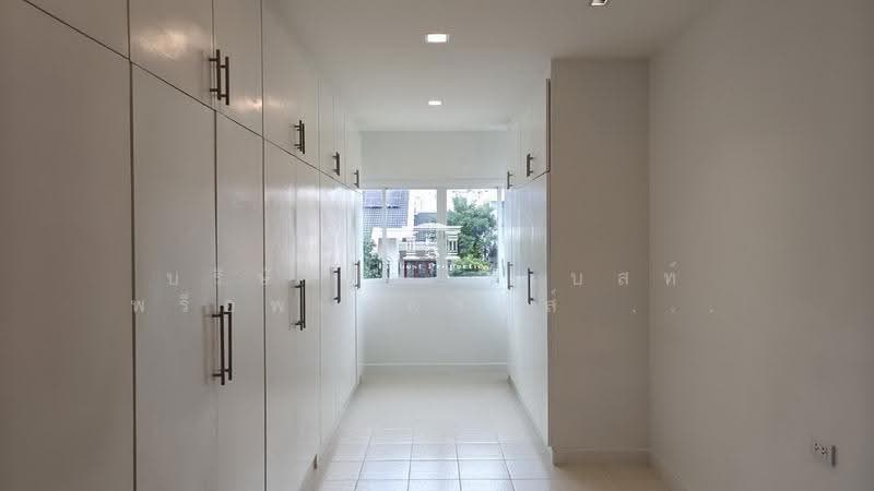 46270 - ทาวน์เฮ้าส์ 3 ชั้น หมู่บ้านนาวิน ย่านเย็นอากาศ-สาทร เนื้อที่ 39 ตร.ว. ใกล้ MRT คลองเตย, กรุงเทพ, เชื้อเพลิง, ช่องนนทรี, ยานนาวา, กรุงเทพ, 467 ตร.ม., ทาวน์เฮ้าส์ ขาย, โดย บริษัท ฟอร์เบสท์ พร็อพเพอร์ตี้ส์ จำกัด, 500596504 - DDproperty.com