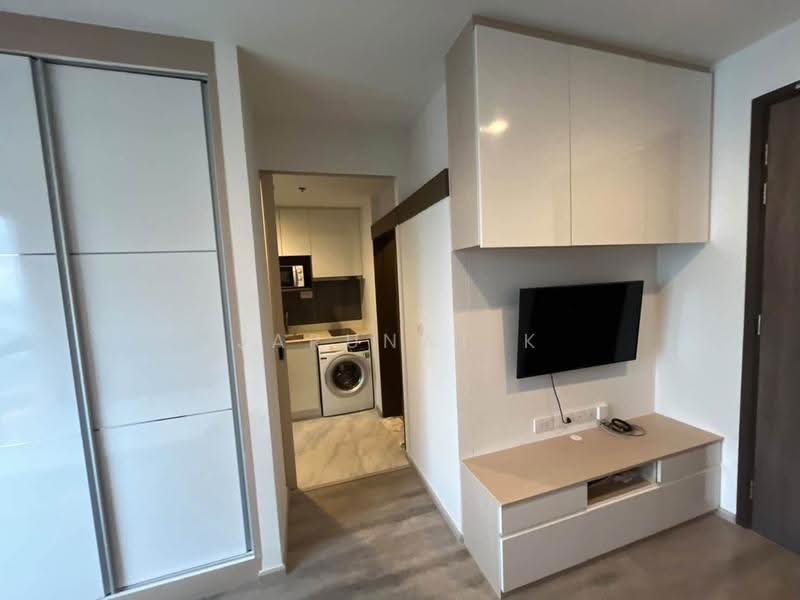 IDEO Mobi Asoke, bangkok, New Petchaburi Road, Bang Kapi, Huai Khwang, Bangkok, 1 Bedroom, 28 sqm, Condo For Rent, by Jarunat K, 500596564 - DDproperty.com