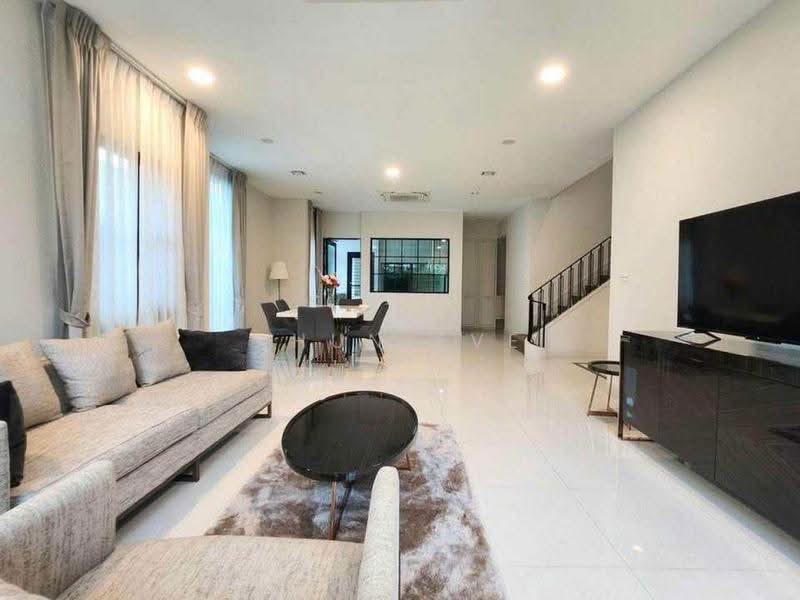 Nantawan Rama 9 - New Krungthepkreetha, bangkok, Saphan Sung, Bangkok, 4 Bedrooms, 302 sqm, Single Detached House For Rent, by Khun Eve, 500596578 - DDproperty.com