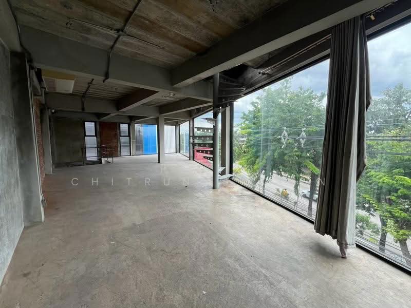 3-Storey Commercial Building for Rent – Pradit Manutham | Near Central EastVille, bangkok, Khlong Chaokhun Sing, Wang Thonglang, Bangkok, , 480 sqm, Shophouse For Rent, by Pudis Chitrungsakorn, 500596582 - DDproperty.com