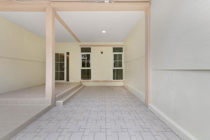 ทาวน์เฮ้าส์ 2 ชั้น รีโนเวทใหม่ ซอยติวานนท์ 3 แยก 19, nonthaburi, Talat Kwan, Muang Nonthaburi, Nonthaburi, 3 Bedrooms, 130 sqm, Townhouse For Sale, by NTBHOME, 500596624 - DDproperty.com
