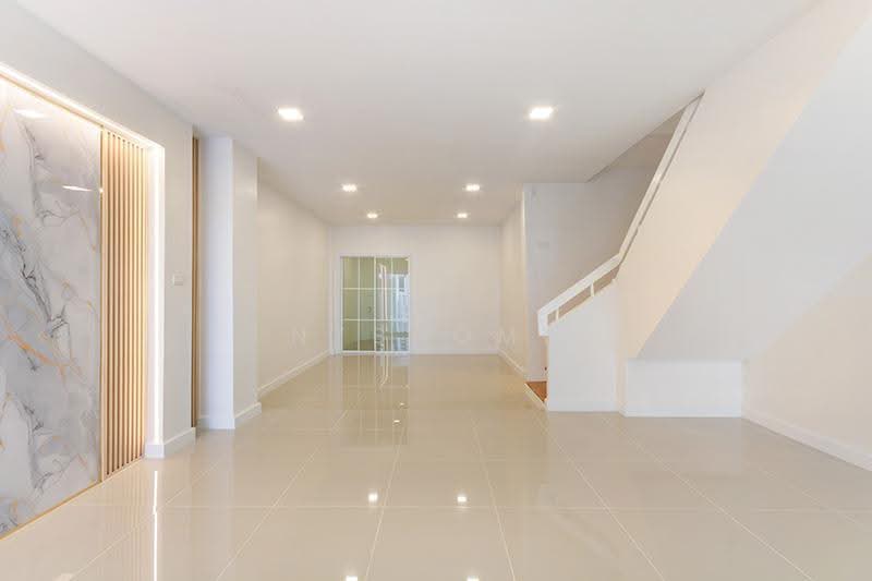ทาวน์เฮ้าส์ 2 ชั้น รีโนเวทใหม่ ซอยติวานนท์ 3 แยก 19, nonthaburi, Talat Kwan, Muang Nonthaburi, Nonthaburi, 3 Bedrooms, 130 sqm, Townhouse For Sale, by NTBHOME, 500596624 - DDproperty.com