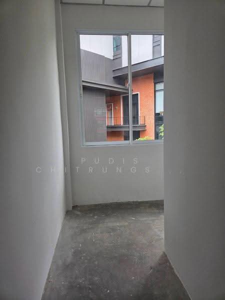 อาคารพาณิชย์ 4 ชั้นให้เช่า แยกรัชดา – MRT ลาดพร้าว, กรุงเทพ, จอมพล, จตุจักร, กรุงเทพ, 152 ตร.ม., ตึกแถว-อาคารพาณิชย์ ให้เช่า, โดย Pudis Chitrungsakorn, 500596626 - DDproperty.com