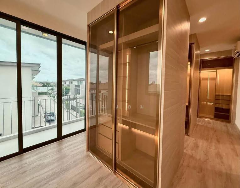 AQ ARBOR Suanluang Rama 9-Pattanakarn, bangkok, Chaloem Phrakiat Rama 9 Road Soi 48, Dok Mai, Prawet, Bangkok, 3 Bedrooms, 297 sqm, Single Detached House For Sale, by คุณแอม, 500596628 - DDproperty.com