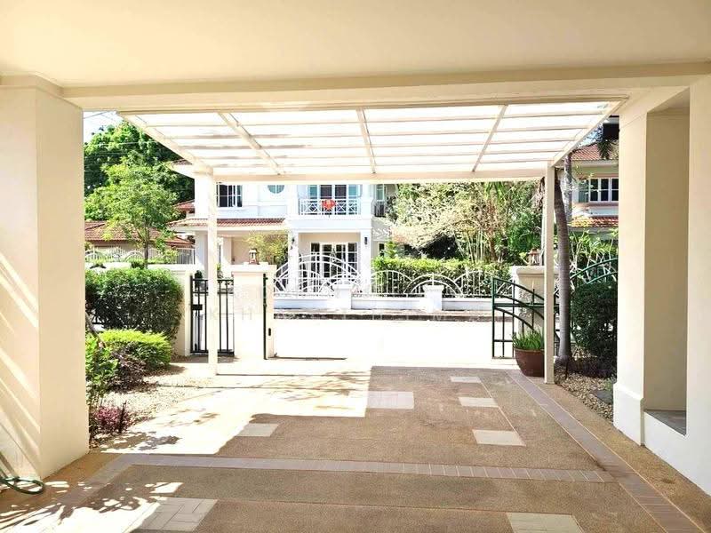 R1036 | EXCLUSIVE LUXURY 4-BEDROOM POOL VILLA FOR RENT Hang Dong, Chiang Mai | Fully Furnished., chiang-mai, Ban Waen, Hang Dong, Chiang Mai, 4 Bedrooms, 300 sqm, Single Detached House For Rent, by Aornjira Khatthima, 500596636 - DDproperty.com