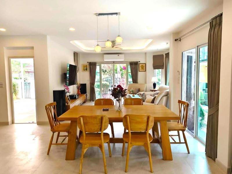 R1036 | EXCLUSIVE LUXURY 4-BEDROOM POOL VILLA FOR RENT Hang Dong, Chiang Mai | Fully Furnished., chiang-mai, Ban Waen, Hang Dong, Chiang Mai, 4 Bedrooms, 300 sqm, Single Detached House For Rent, by Aornjira Khatthima, 500596636 - DDproperty.com