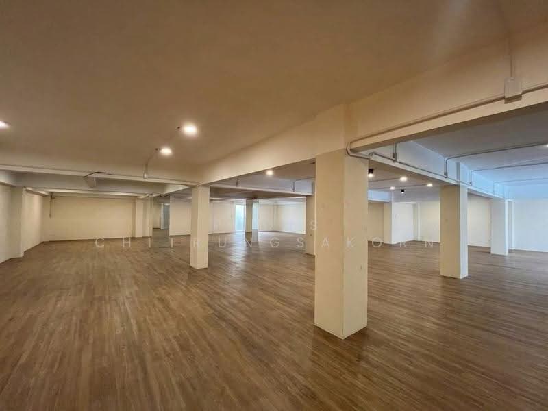 อาคารพาณิชย์ 4 ชั้นให้เช่า นาคนิวาส – ลาดพร้าว, กรุงเทพ, ลาดพร้าว, กรุงเทพ, 1,500 ตร.ม., ตึกแถว-อาคารพาณิชย์ ให้เช่า, โดย Pudis Chitrungsakorn, 500596662 - DDproperty.com