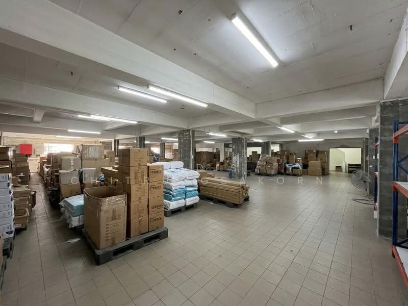 4-Storey Commercial Building for Rent – Nak Niwas | Lat Phrao, bangkok, Lat Phrao, Bangkok, , 1,500 sqm, Shophouse For Rent, by Pudis Chitrungsakorn, 500596662 - DDproperty.com