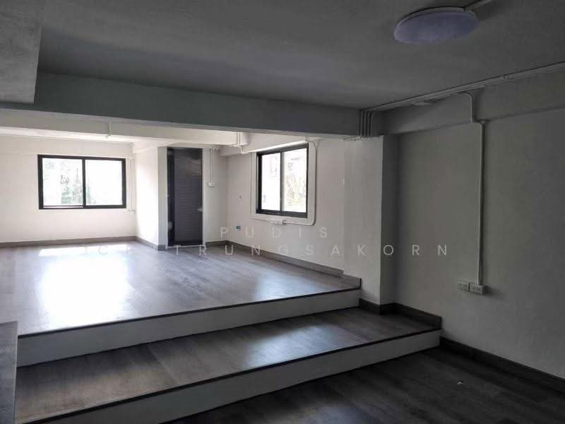 4.5-Storey Commercial Building for Rent – Sukhumvit | BTS Bang Chak, bangkok, Bang Chak, Phra Khanong, Bangkok, , 350 sqm, Shophouse For Rent, by Pudis Chitrungsakorn, 500596687 - DDproperty.com