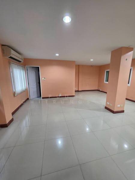 2-Unit, 6-Storey Commercial Building for Rent – Sukhumvit | BTS Phra Khanong, bangkok, Phra Kanong, Khlong Toei, Bangkok, , 576 sqm, Shophouse For Rent, by Pudis Chitrungsakorn, 500596702 - DDproperty.com
