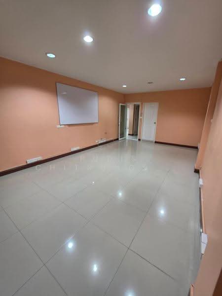 2-Unit, 6-Storey Commercial Building for Rent – Sukhumvit | BTS Phra Khanong, bangkok, Phra Kanong, Khlong Toei, Bangkok, , 576 sqm, Shophouse For Rent, by Pudis Chitrungsakorn, 500596702 - DDproperty.com