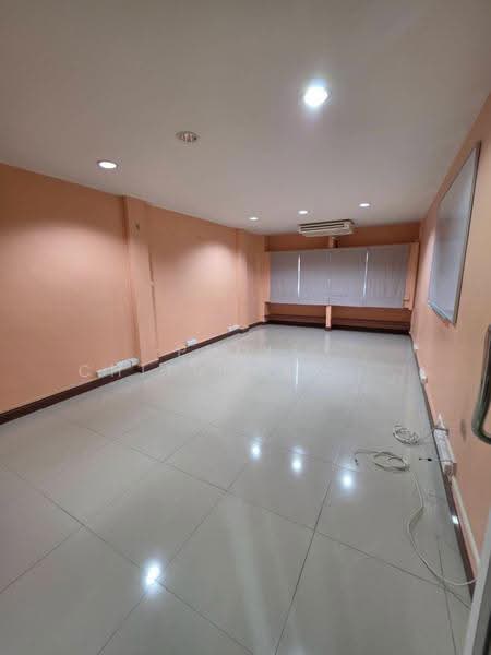 2-Unit, 6-Storey Commercial Building for Rent – Sukhumvit | BTS Phra Khanong, bangkok, Phra Kanong, Khlong Toei, Bangkok, , 576 sqm, Shophouse For Rent, by Pudis Chitrungsakorn, 500596702 - DDproperty.com