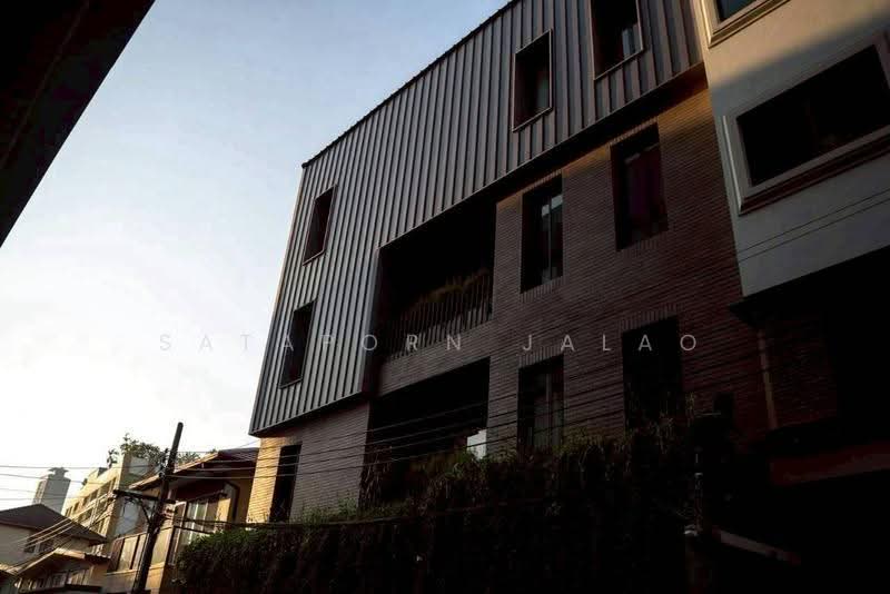 undefined, bangkok, Khlong Tan Nua, Watthana, Bangkok, 4 Bedrooms, 503 sqm, Single Detached House For Sale, by Sataporn Jalao, 500596775 - DDproperty.com