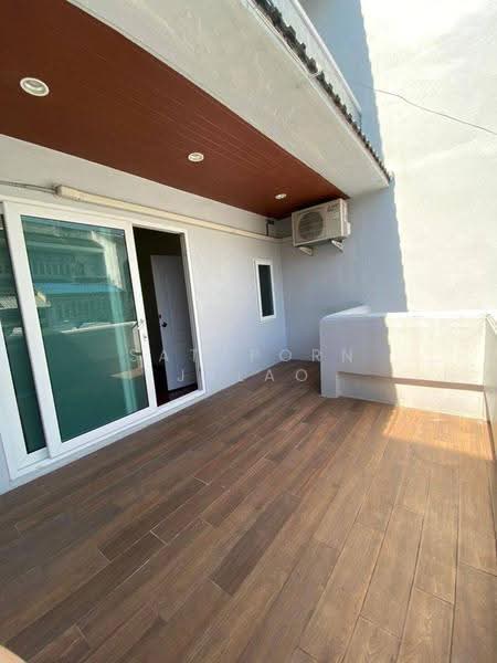3-BR Townhouse, bangkok, Bang Chak, Phra Khanong, Bangkok, 3 Bedrooms, 300 sqm, Townhouse For Rent, by Sataporn Jalao, 500596781 - DDproperty.com