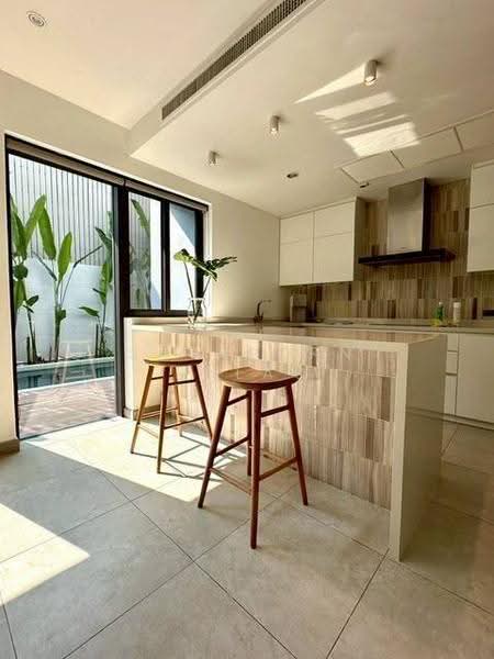 4-BR House, bangkok, Khlong Tan Nua, Watthana, Bangkok, 4 Bedrooms, 430 sqm, Single Detached House For Rent, by Sataporn Jalao, 500596800 - DDproperty.com