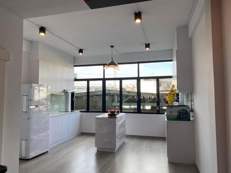 4-BR Townhouse, bangkok, Somdet Chao Phraya, Khlong San, Bangkok, 4 Bedrooms, 382 sqm, Townhouse For Rent, by Sataporn Jalao, 500596819 - DDproperty.com