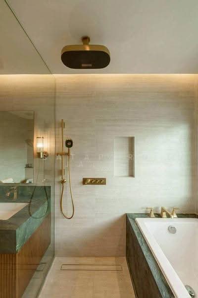 4-BR Townhouse, bangkok, Din Daeng, Bangkok, 4 Bedrooms, 380 sqm, Townhouse For Sale, by Sataporn Jalao, 500596838 - DDproperty.com