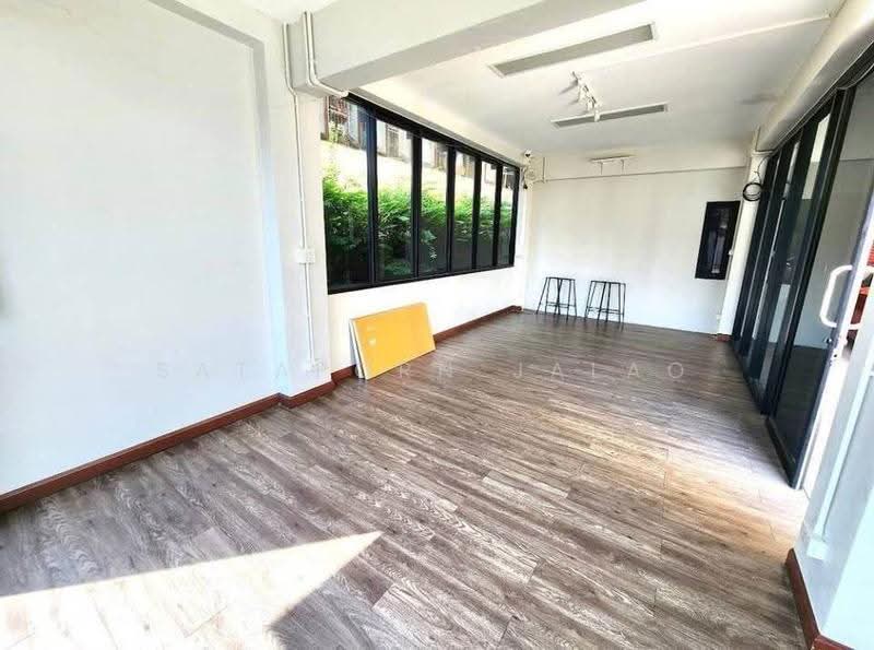 5-BR House, bangkok, Praborommaharatchawang, Phra Nakhon, Bangkok, 5 Bedrooms, 950 sqm, Single Detached House For Sale, by Sataporn Jalao, 500596868 - DDproperty.com