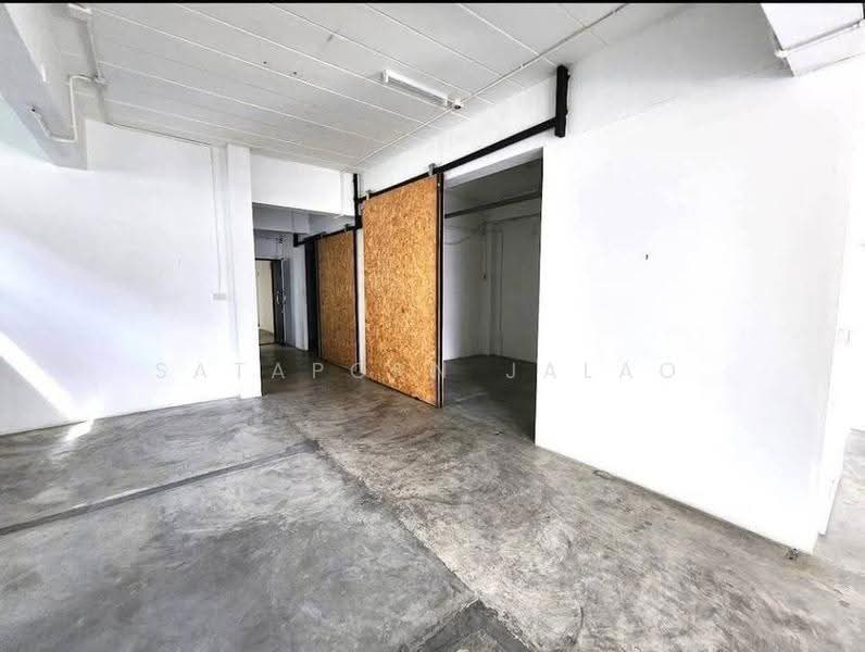 5-BR House, bangkok, Praborommaharatchawang, Phra Nakhon, Bangkok, 5 Bedrooms, 950 sqm, Single Detached House For Sale, by Sataporn Jalao, 500596868 - DDproperty.com